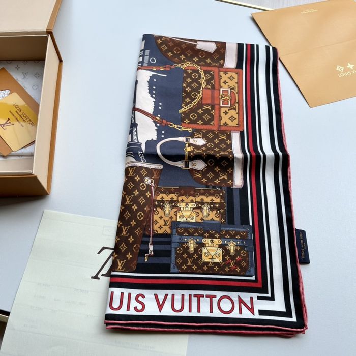 Louis Vuitton Scarf LVS00106